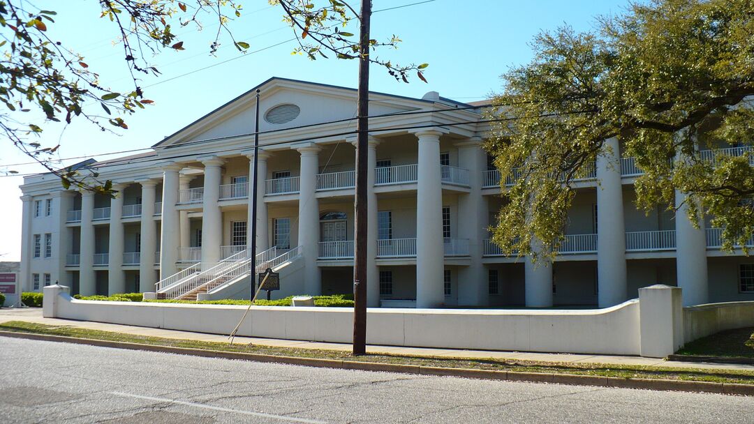 Mobile destination image