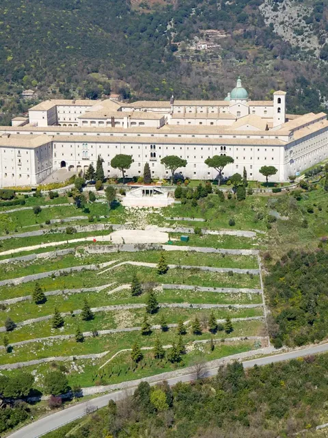 10-HOUR TOUR TO MONTECASSINO, ANZIO, NETTUNO (WAR CEMETERY)